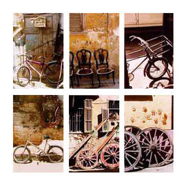 
Les couleurs d'Alexandrie. Vélos et carrosseries. J’y ai trouvé le même désordre qu’à Alexandrie...