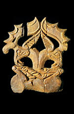 
La tombe d'un prince scythe (Kazakhstan), les objets d'art scythe. Plaque pendentif sculptée, Le...