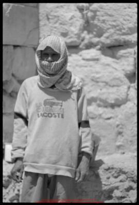 Film n°251. Khirbat adh-Dharih, photographies de Yarmouk, juillet 1996